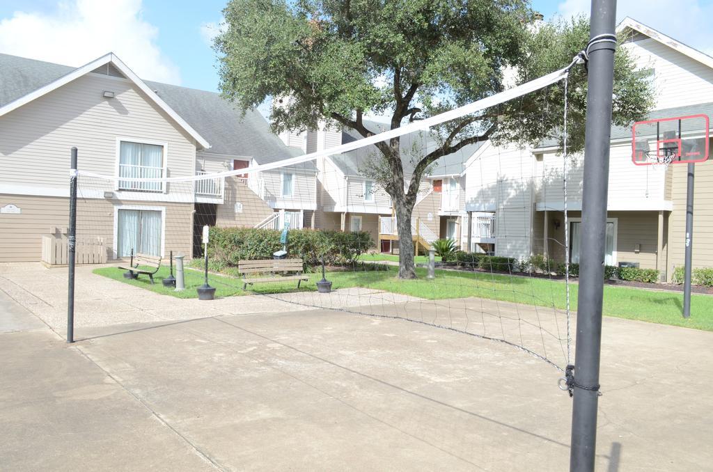Moody Manor Aparthotel Houston Exterior foto